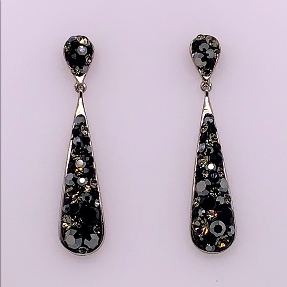 Jewelry - Picture 2 of 4